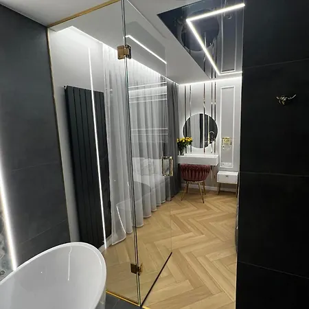 Paris In Cracow Апартаменты *
