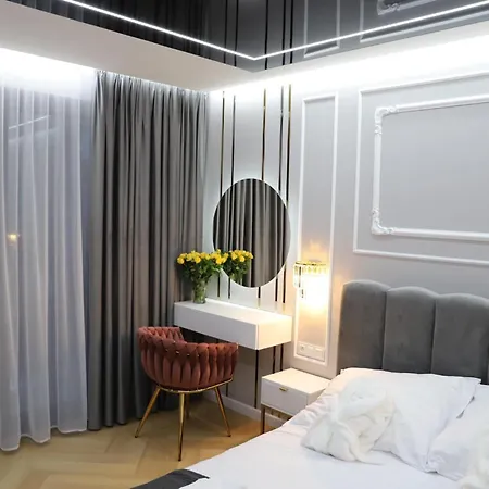 Paris In Cracow Апартаменты *